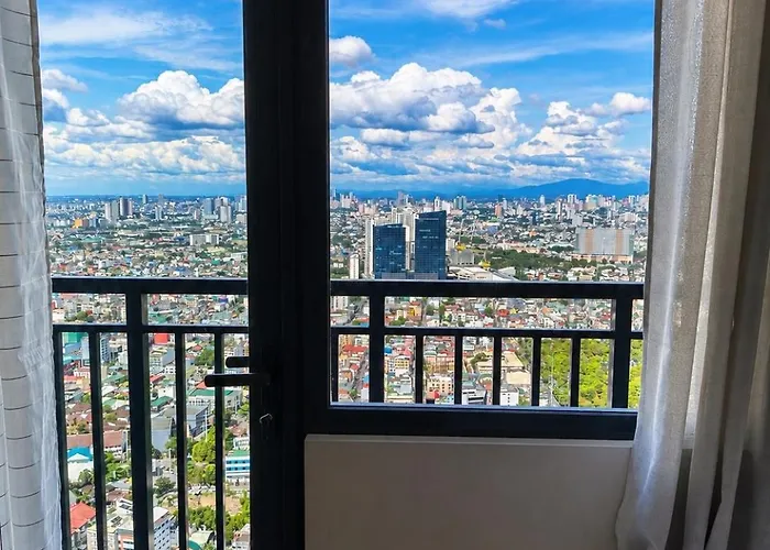 Apartment Breathtaking Skyline View At Air Residences Makati