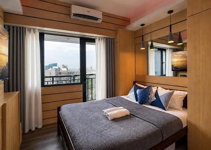 Apartment Breathtaking Skyline View At Air Residences Makati *
